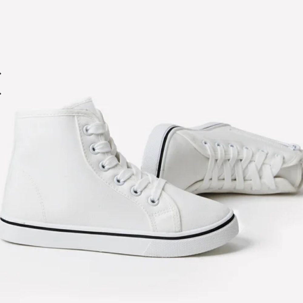 FABKIDS - Lace Up (Zipper side) High Top Sneaker